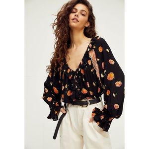 NWOT  Free People Poppy Floral V-neck LACE 
Bodysuit Size XS